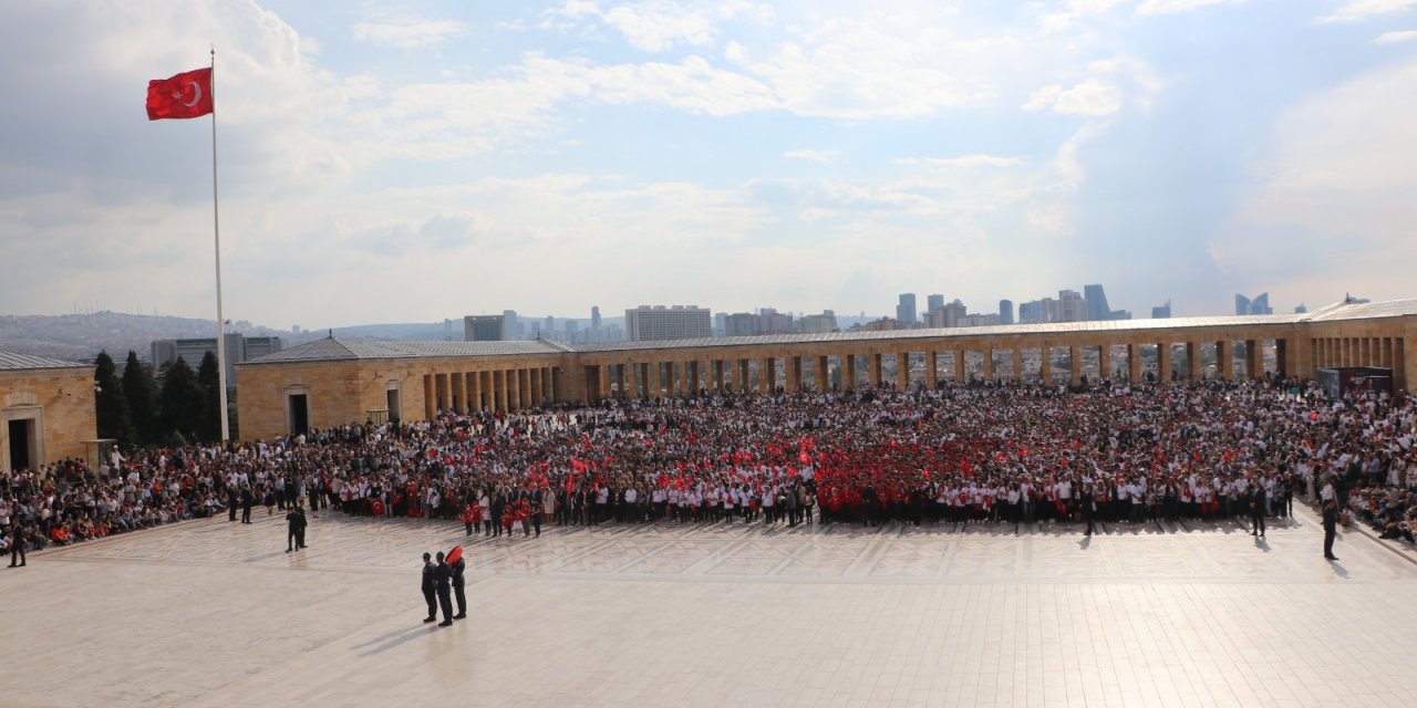 Lösev'den Anıtkabir'de 25'inci Yıl Buluşması