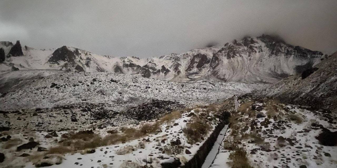 Erciyes Dağı'na Mevsimin İlk Karı Düştü
