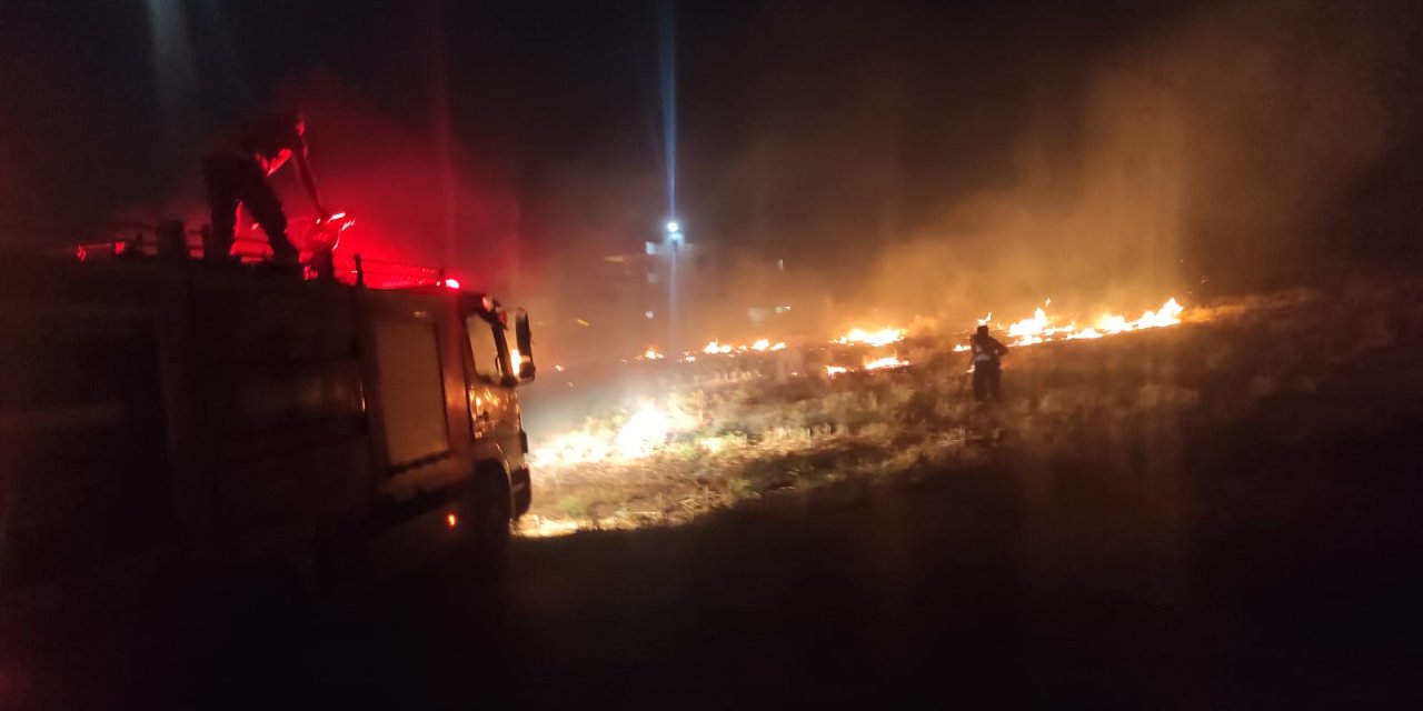 Siirt’te Anız Yangınında 500 Dönüm Alan Zarar Gördü