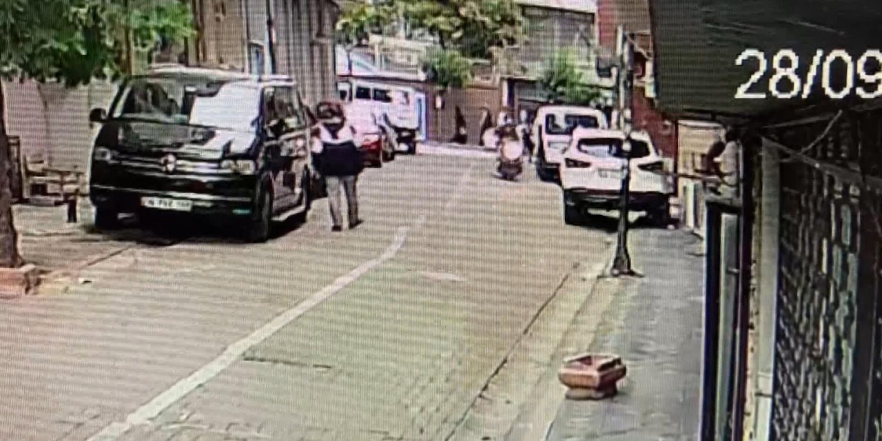 Zeytinburnu'nda Motosiklet Çocuğa Çarptı