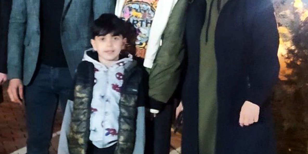 Ağrı'da Kamyon İle Otomobil Çarpıştı; 2 Ölü, 2 Yaralı (2)