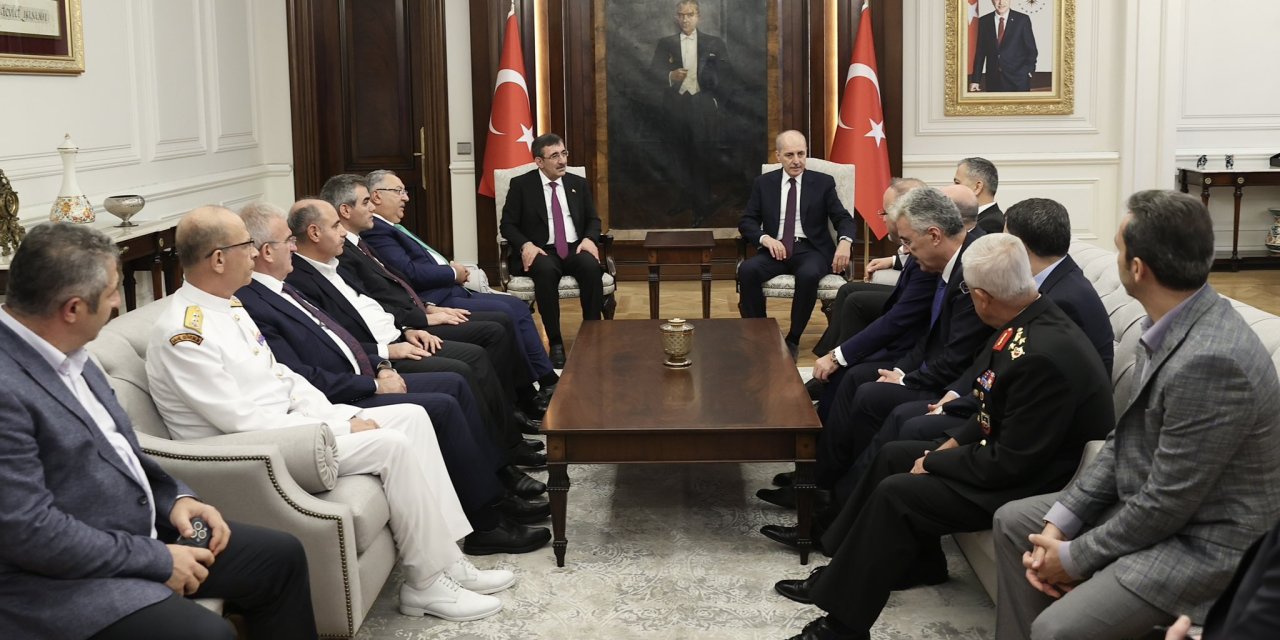 Tbmm Başkanı Kurtulmuş'tan Bakan Yerlikaya'ya 'Geçmiş Olsun' Ziyareti