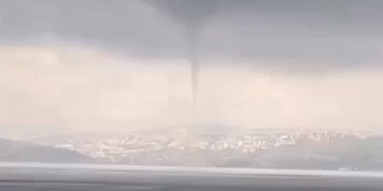 Yalova’da Çıkan Hortum Cep Telefonu Kamerasıyla Görüntülendi