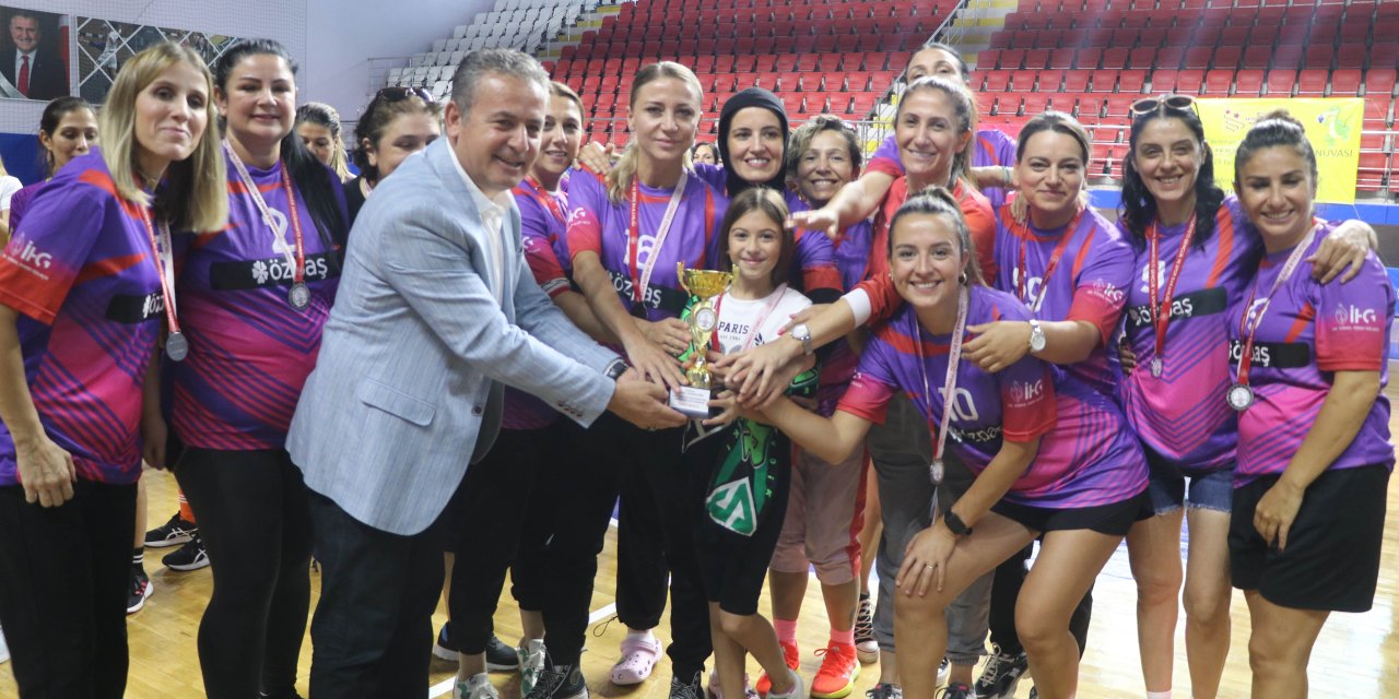 Ulusal Veteran Hentbol Turnuvası Sona Erdi