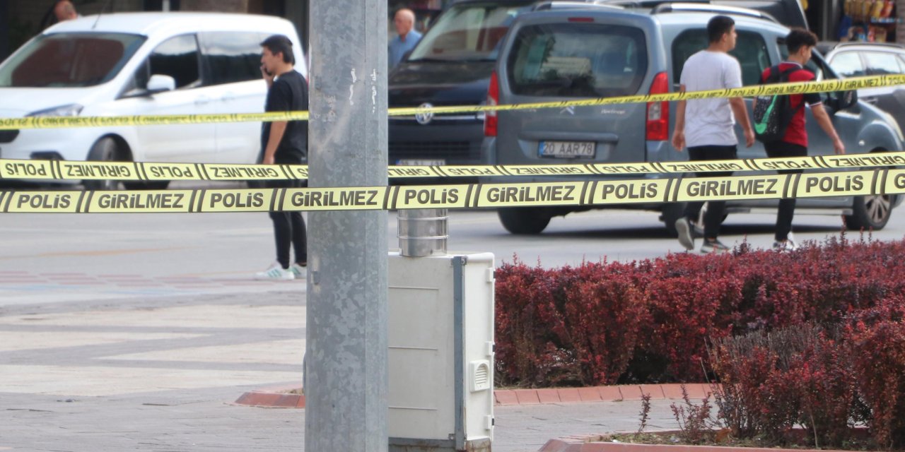 Destici'nin Denizli Ziyaretinde 'Şüpheli Sefer Tası' Fünyeyle Patladıldı