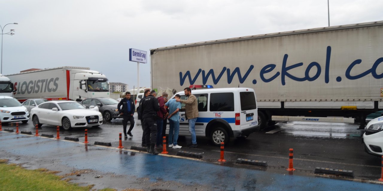 Konya'da Galerici Ortaklara Silahlı Saldırı: 2 Yaralı (2)