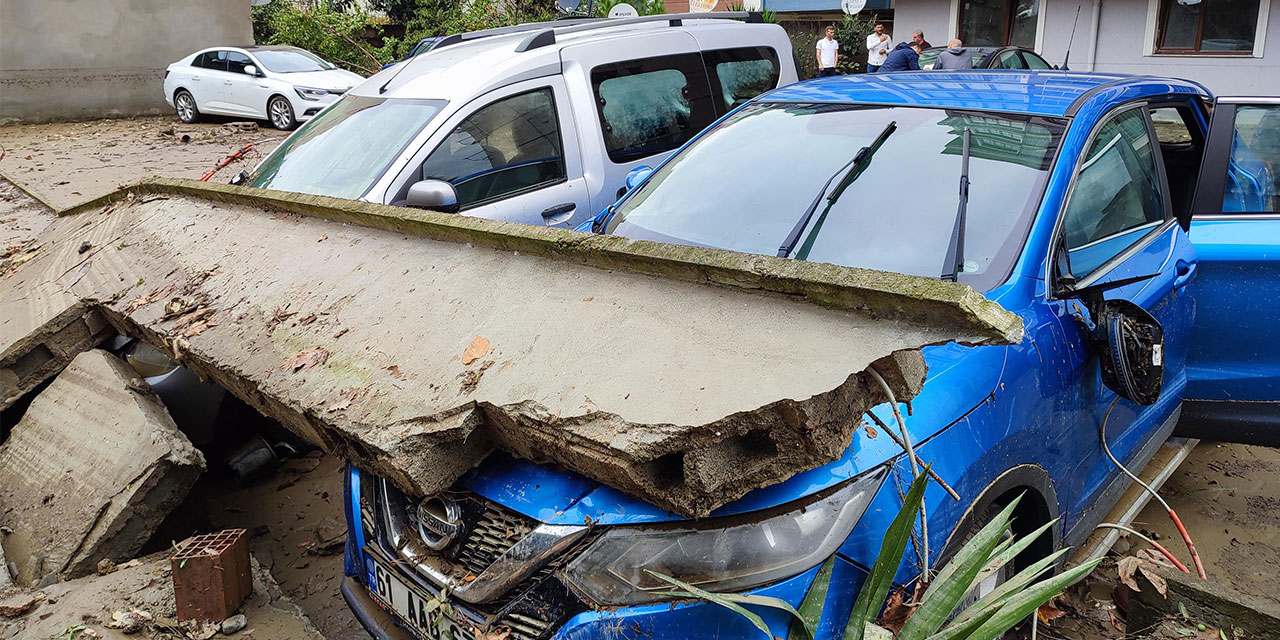 Trabzon'da 19 Mahallede Su Baskını Ve Heyelan; 16 Kişi Tahliye Edildi, 1 İnek Öldü