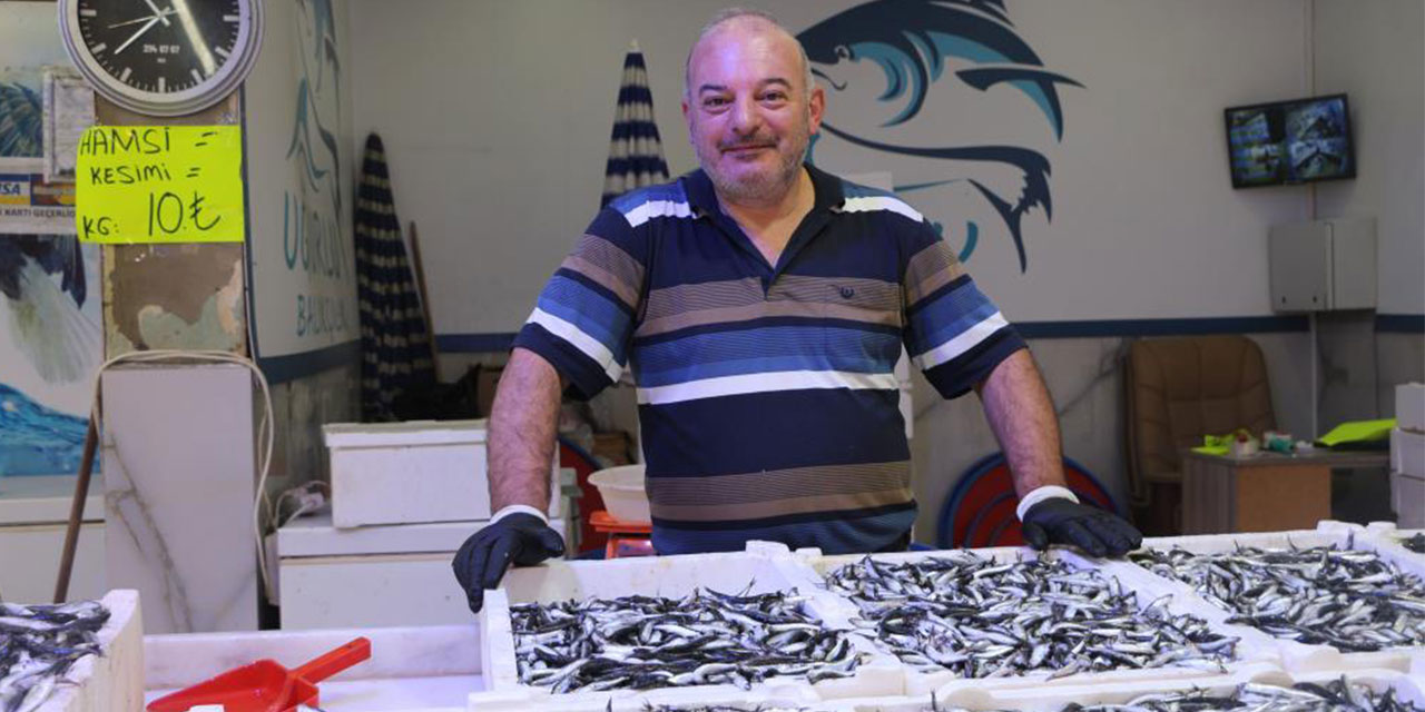 Balıkçılar denizlerin soğumasını bekliyor