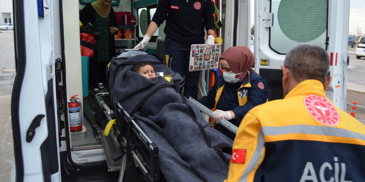 Selin Bastığı Evde Mahsur Kalan Çocuğu İtfaiye Kurtardı