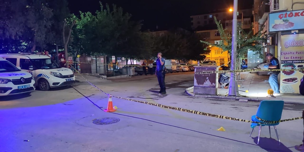 Elazığ’da Tartıştığı Husumetlisini Silahla Vurdu