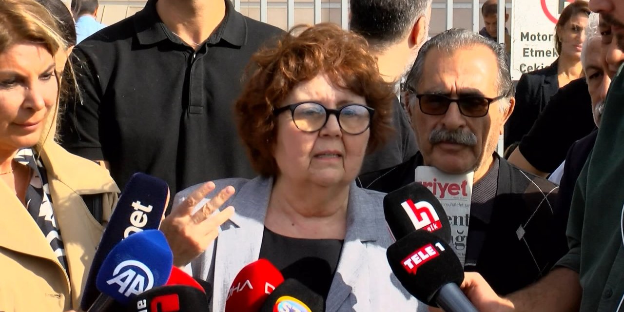 Ayşenur Arslan Adliye Önünde Açıklama Yaptı