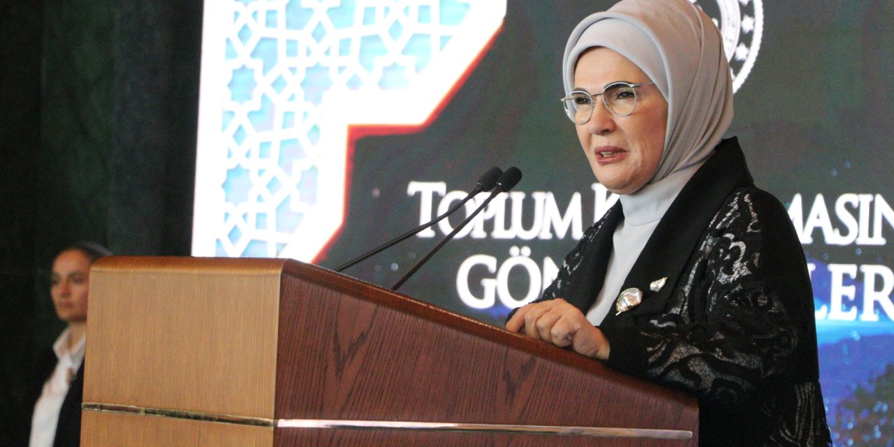 Emine Erdoğan: 25 Depremzede Bebeğimiz Koruyucu Ailelerini Bekliyor