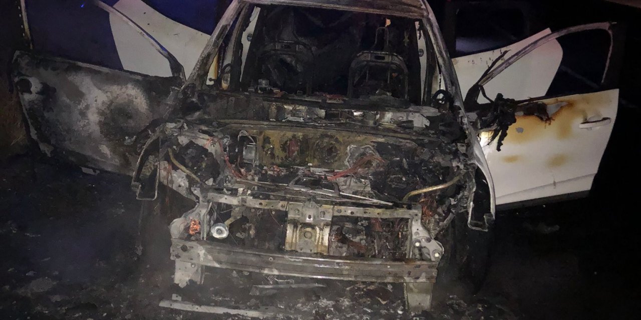 Nevşehir'de, Seyir Halindeki Otomobil Alev Aldı