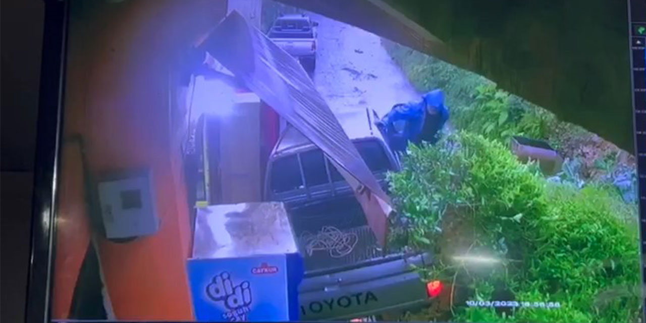 Rize'de heyelan anı güvenlik kamerasına yansıdı