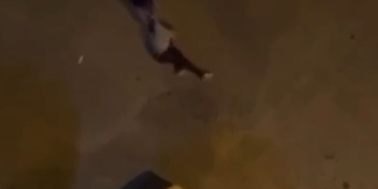 Uyuşturucu Sattığı İddiasıyla Dövülüp, Sürüklenerek Sokaklarda Dolaştırıldı