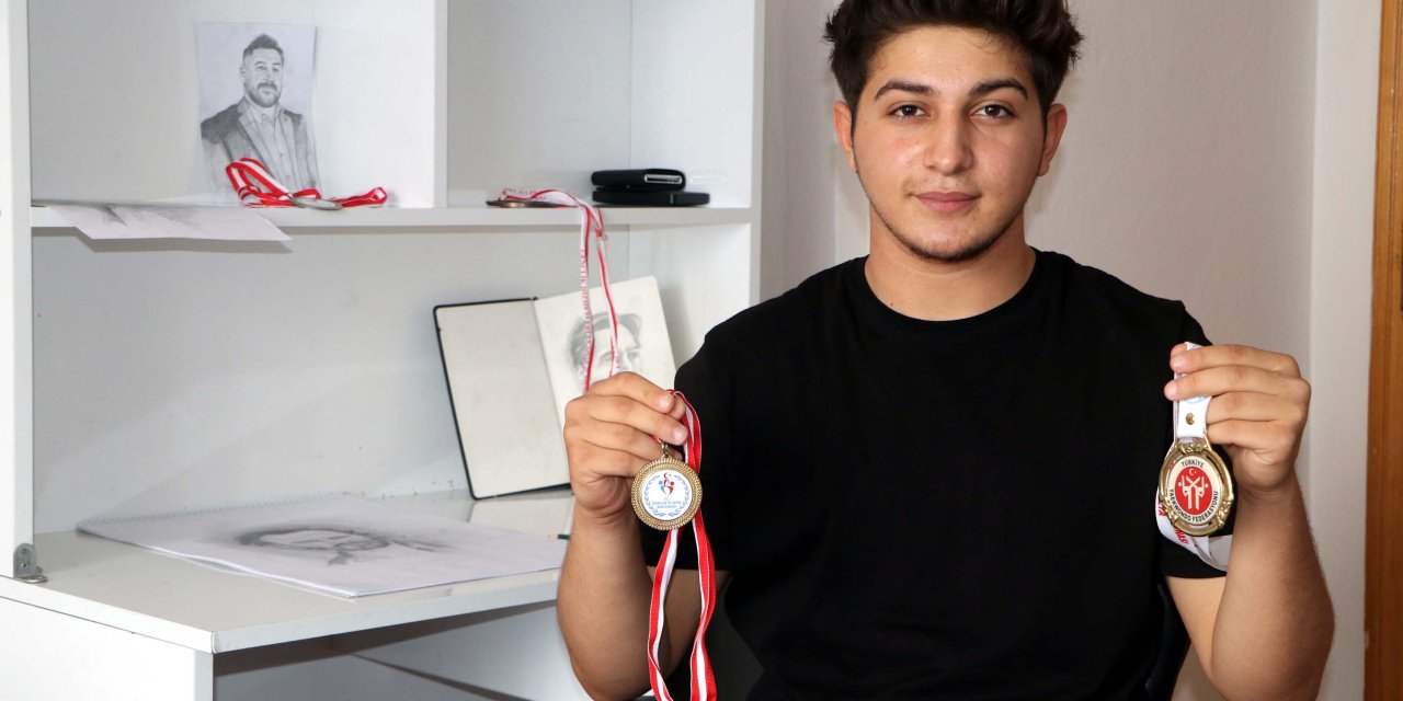 Kansere Yakalanınca Tekvandoyu Bırakmak Zorunda Kaldı, Hastalığı Yenince Sanata Yöneldi