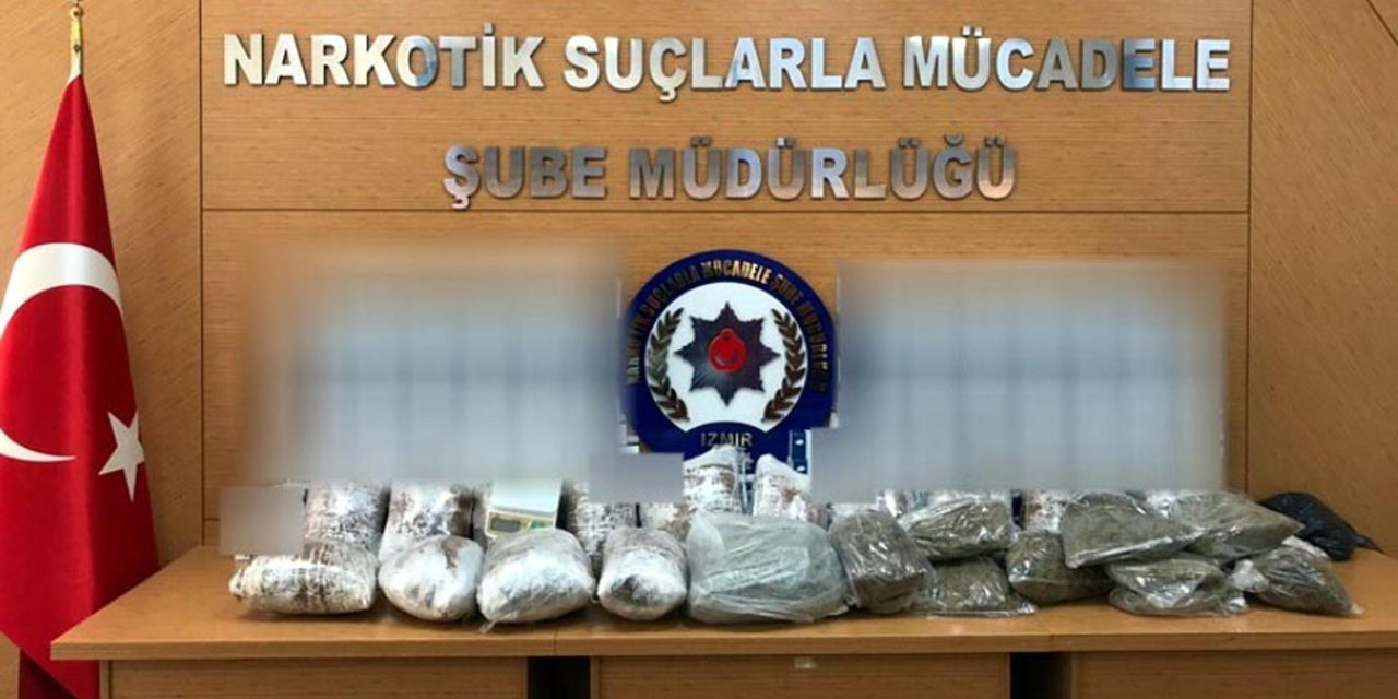 İzmir'in 2 İlçesinde Uyuşturucu Operasyonu; 3 Gözaltı