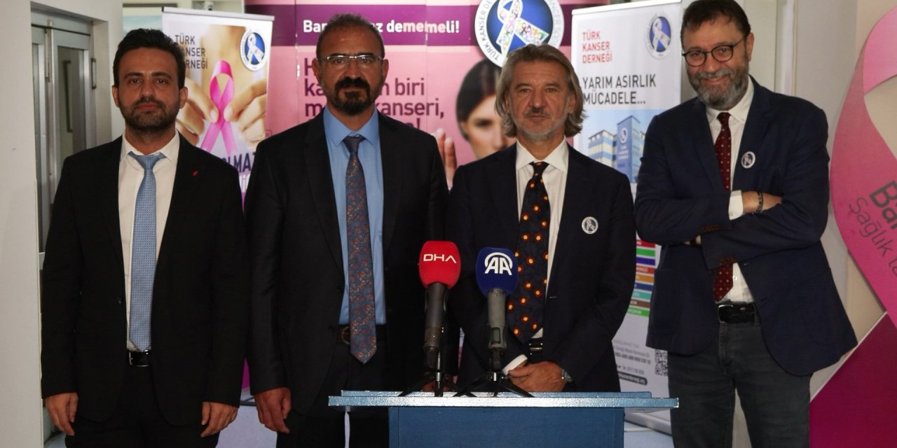 Türk Kanser Derneği'nden Meme Kanserine Erken Teşhis Çağrısı