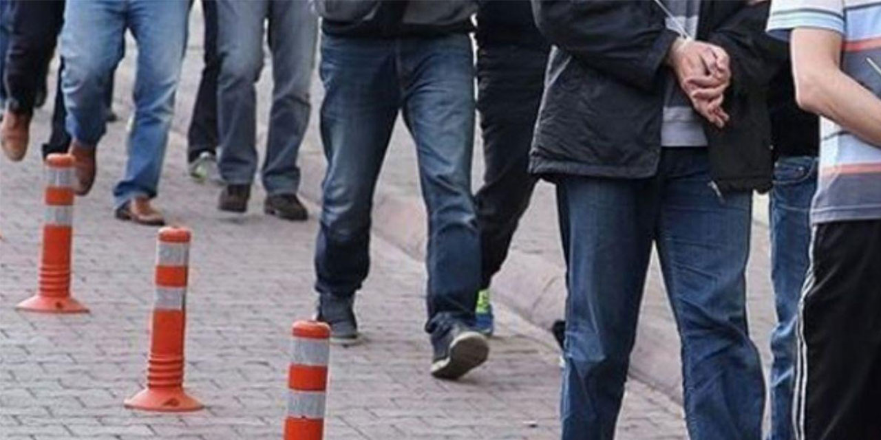 Rize merkezli 3 ilde kaçakçılık operasyonu 14 gözaltı