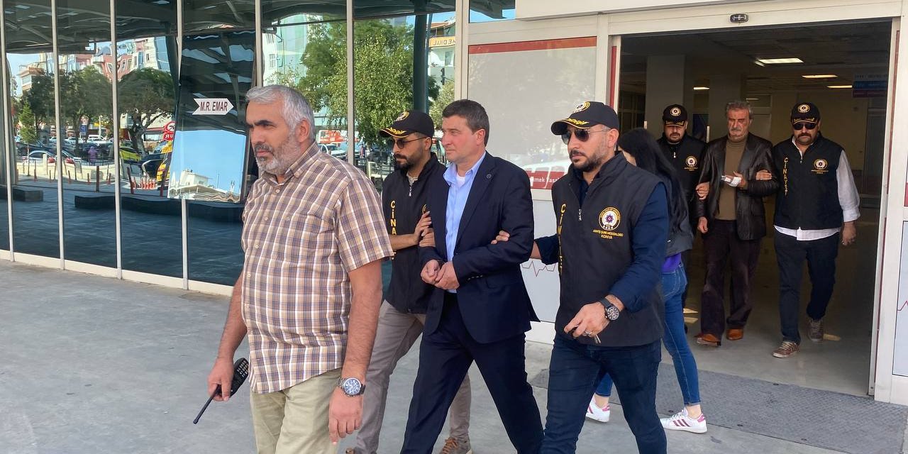 Necmettin Erbakan Üniversitesi'nde Profesörü Vuran 2 Kardeş, Adliyede