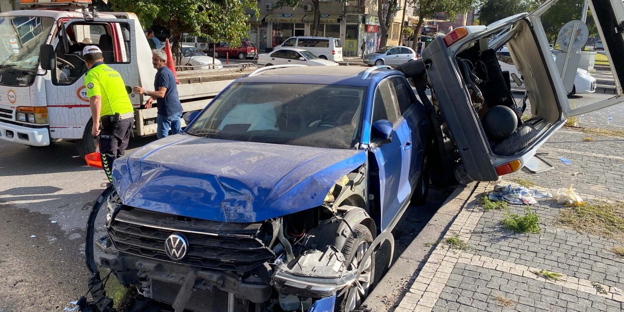 Kayseri’de Otomobiller Çarpıştı: 2 Yaralı