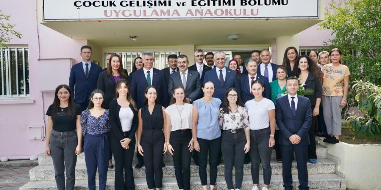 Bakan Tekin, Kktc’de Atatürk Meslek Lisesi Ve Uygulama Anaokulu’nu Ziyaret Etti