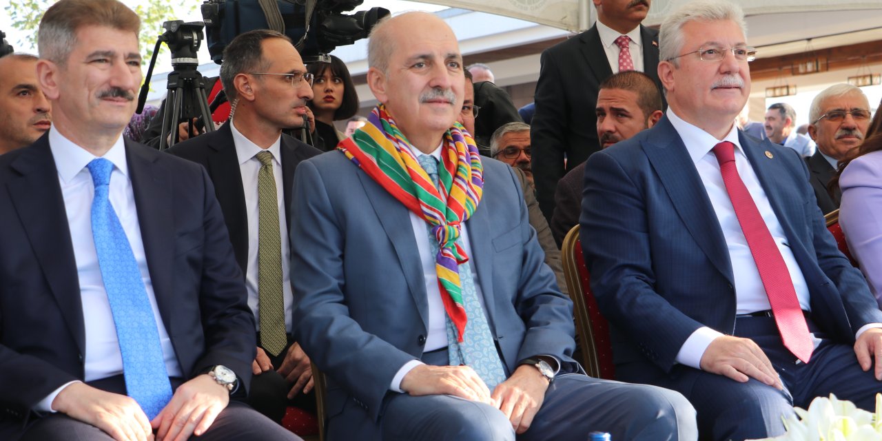 Numan Kurtulmuş: Aramızdaki Farklılıkları Bir Ayrılık Vesilesi Olarak Görmeyeceğiz