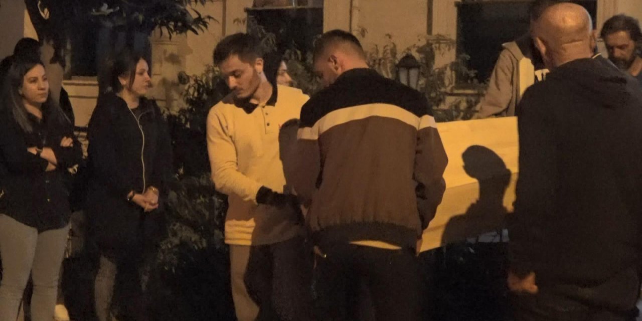 Avcılar'da Annesiyle Birlikte Yaşayan Kadın Banyoda Ölü Bulundu