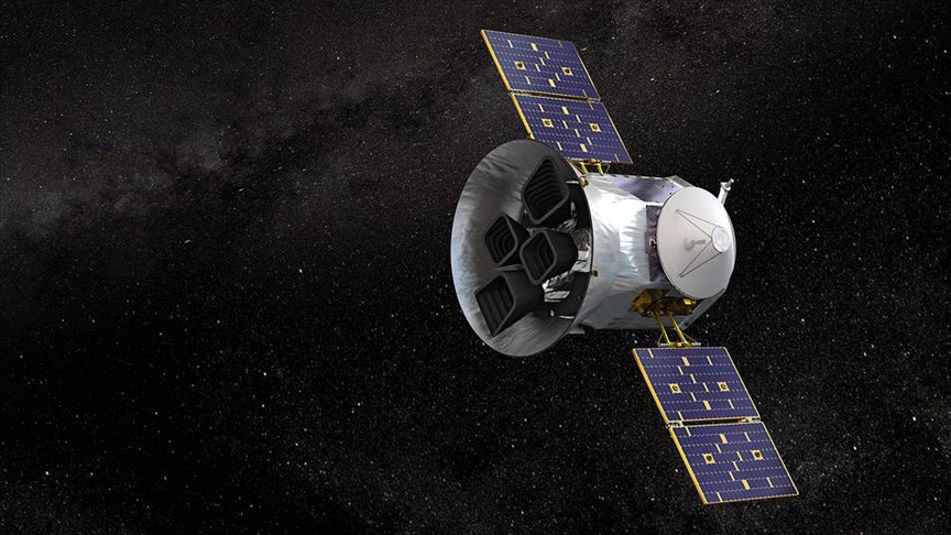 Dünya'dan 280 ışık yılı uzaklıkta "sıra dışı büyüklükte" bir gezegen keşfedildi