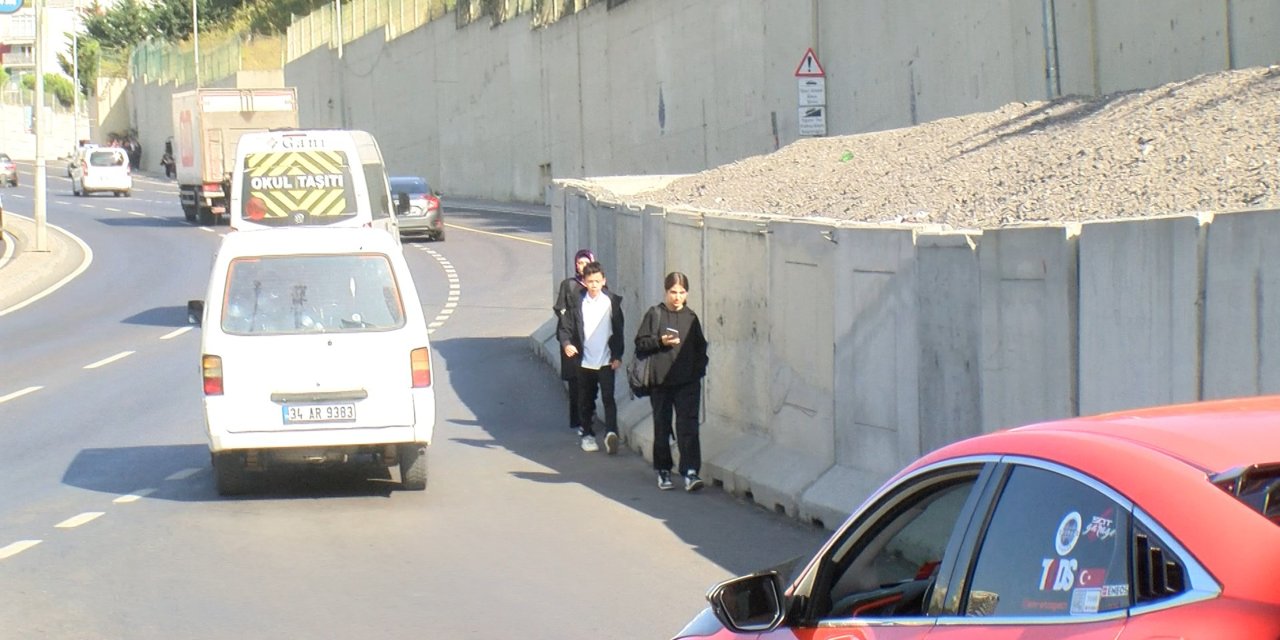 Maltepe'de İstinat Duvarının Çökmesine Kumlu Önlem