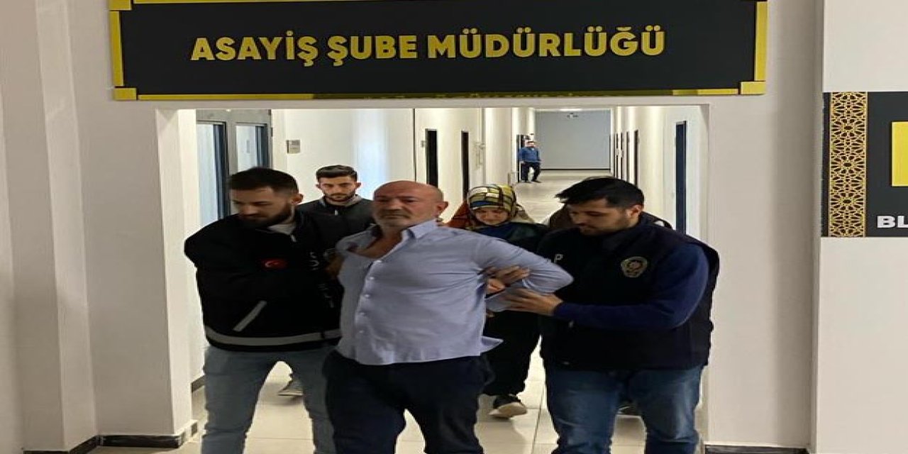 Doktorlara Saldıran 3 Şüpheliden 1'i Tutuklandı, 1'ine Ev Hapsi Verildi, 1 Firari Aranıyor (2)- Yeniden