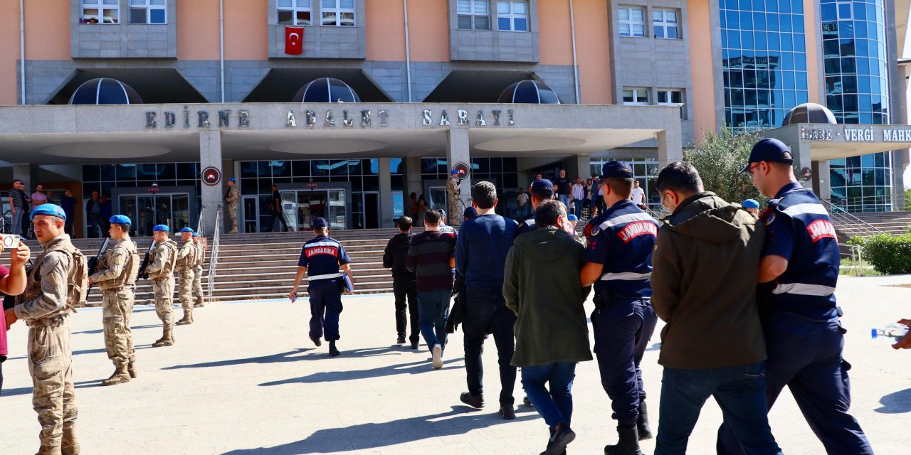 Botla Yunanistan'a Kaçarken Yakalanan 20 Fetö Şüphelisi Tutuklandı