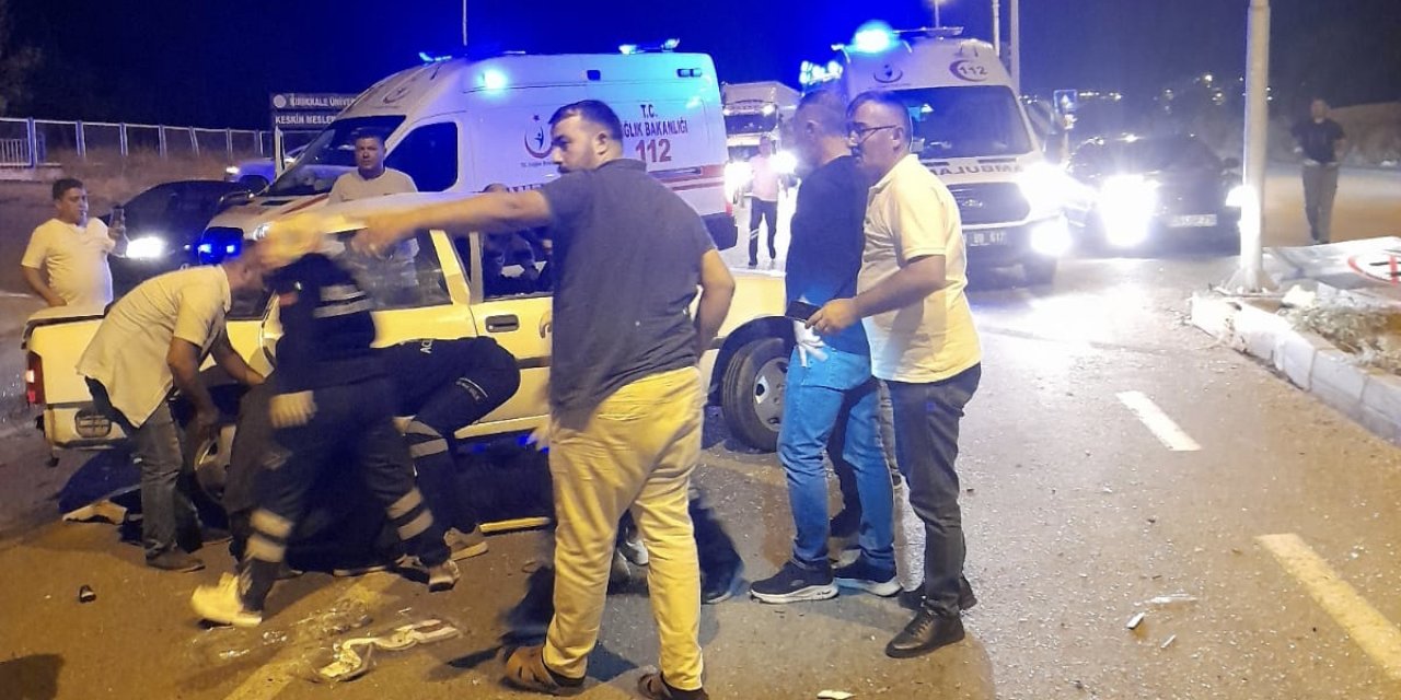 Kırıkkale'de İki Otomobil Çarpıştı: 1 Ölü, 2 Yaralı