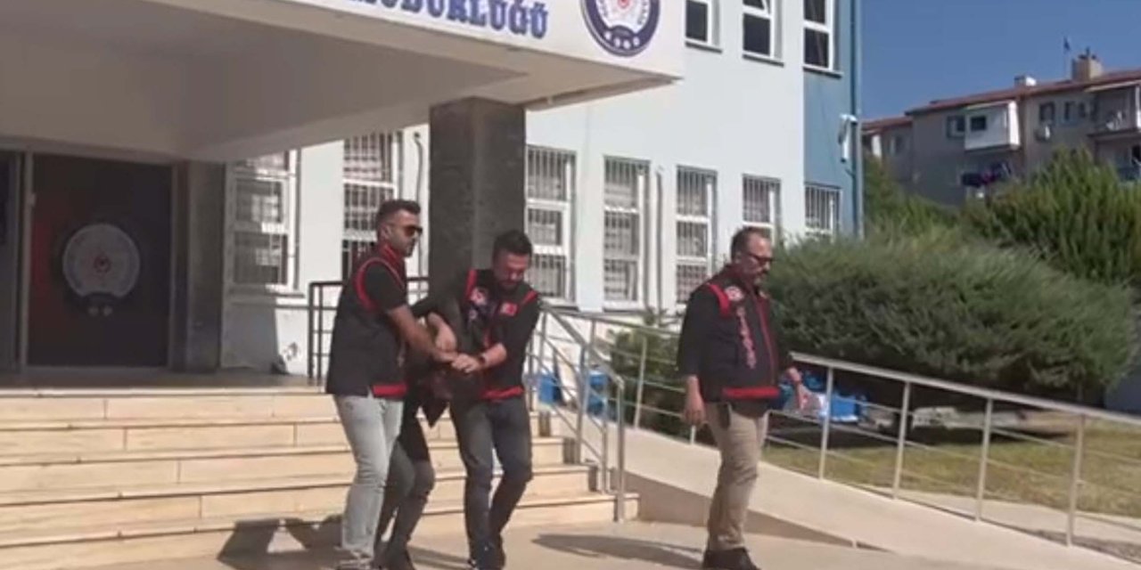 İzmir'de Çifte Cinayetin Şüphelisi Yakalandı