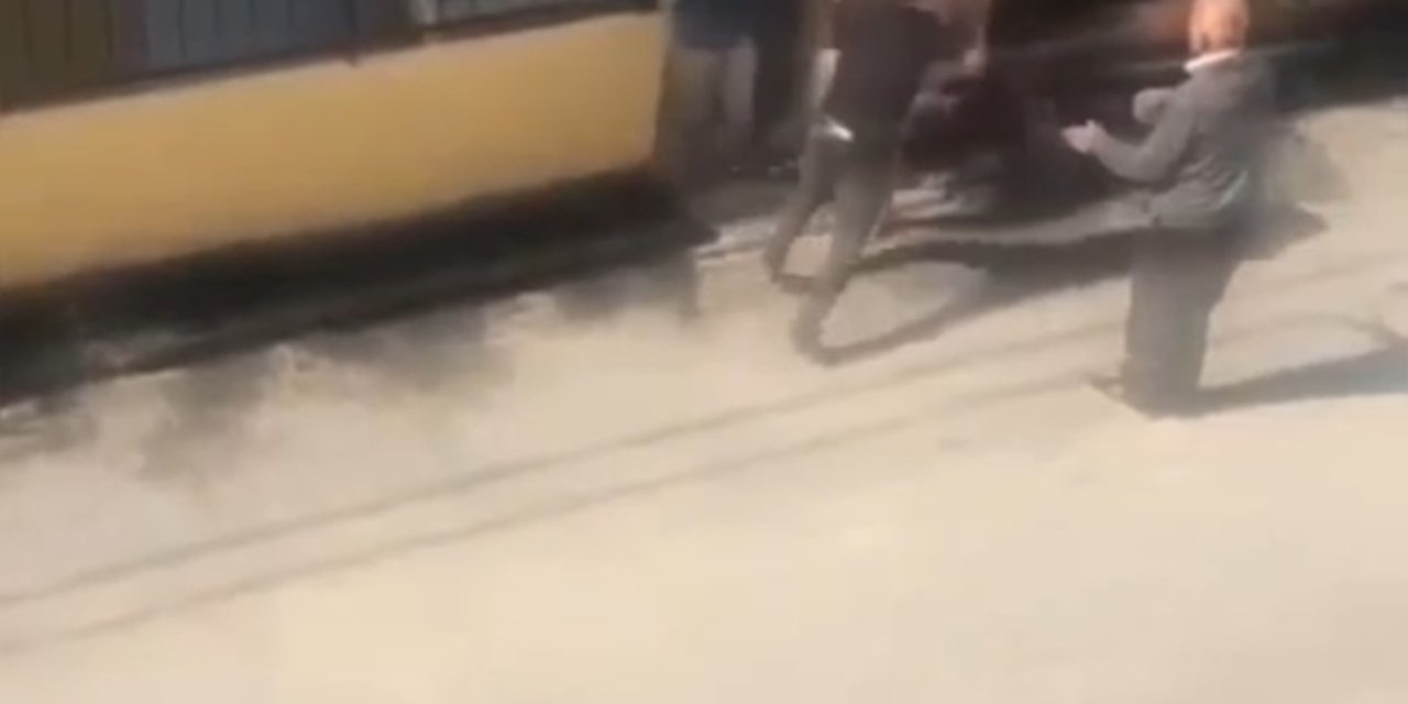Ataşehir’de Komşular Arasındaki Kavga Kamerada