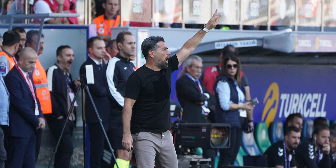 İlhan Palut: Çok güzel bir dakikada iyi bir gol attık