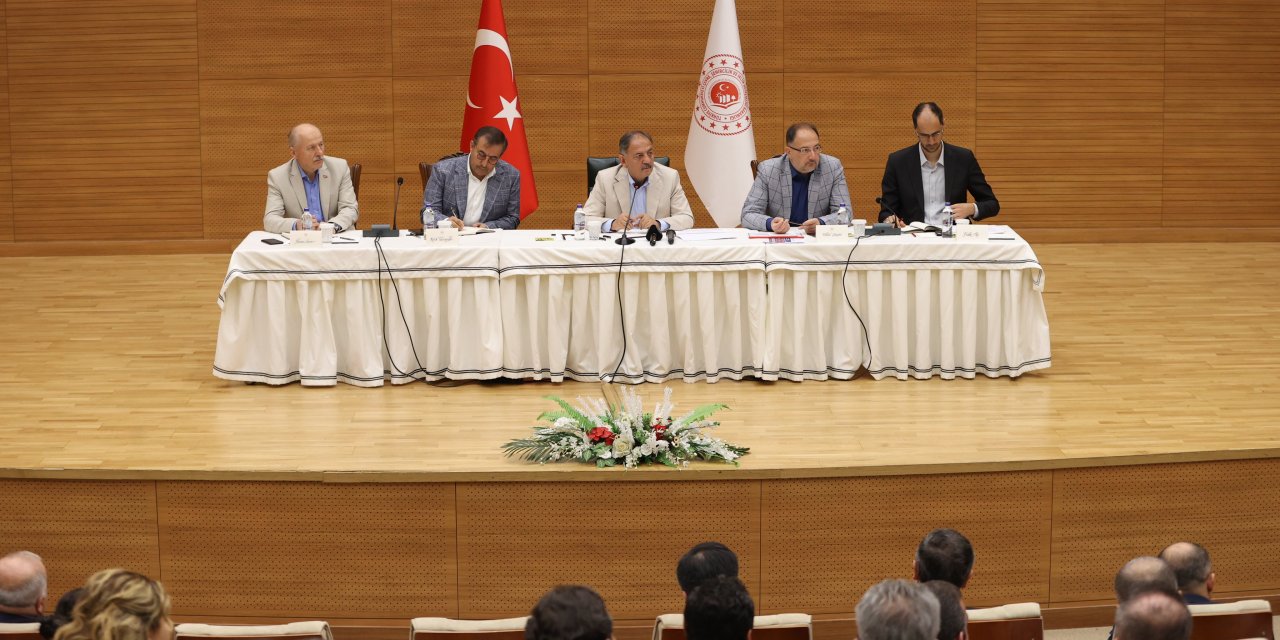 Bakan Özhaseki: Afet Bölgesinde Konutları En Kısa Sürede Teslim Edeceğiz