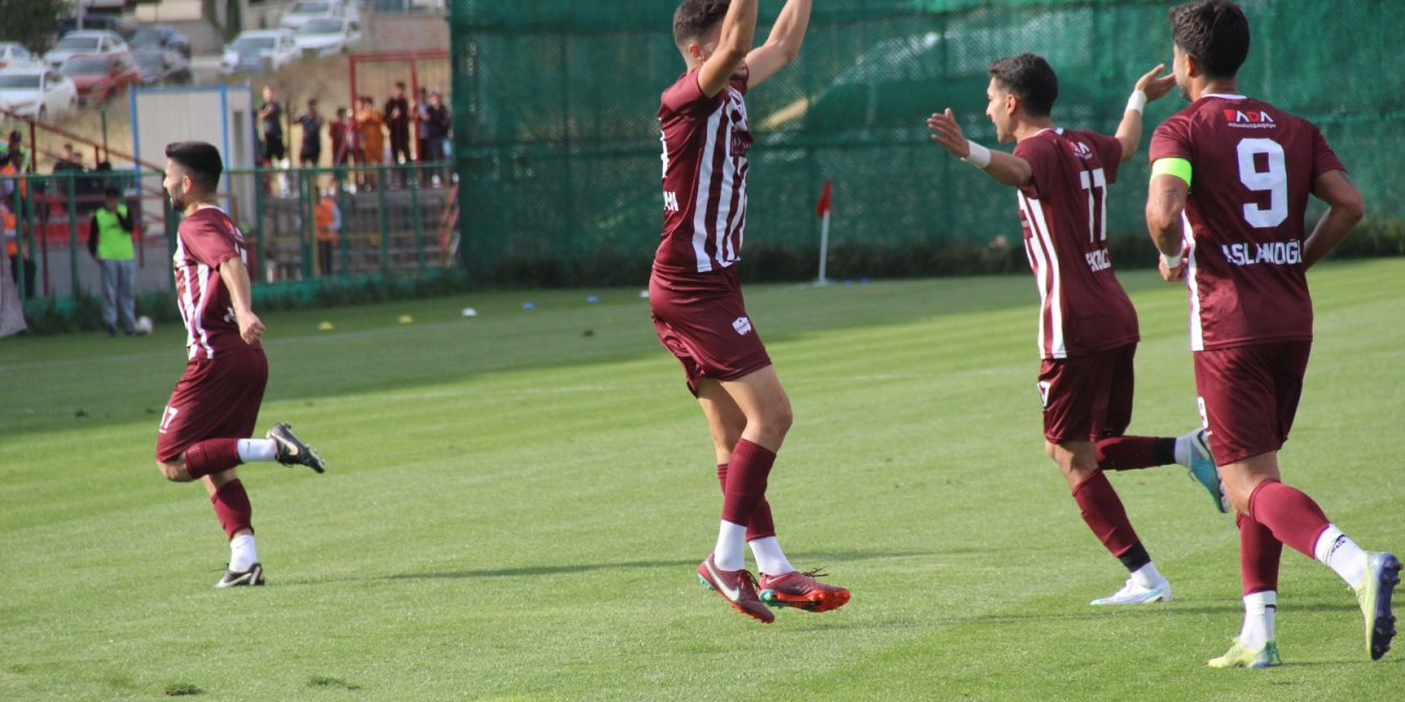23 Elazığ Fk, Bursa Yıldırımspor'u 3-1 Yenerek Sezonun İlk Galibiyetini Aldı