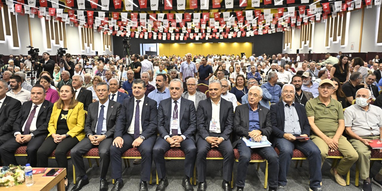 Özgür Özel: Vefalı Bir Değişim Öngörüyorum