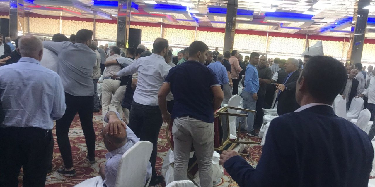 Kooperatif Genel Kurulunda Taraflar Sandalyelerle Birbirlerine Saldırdı