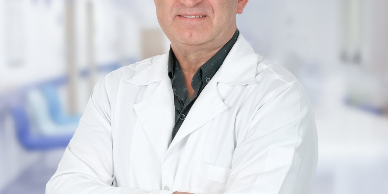 “Robotik Cerrahide, Protezi Bir Nevi Kişiselleştirerek Uygulamış Oluyoruz"