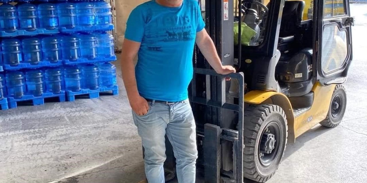 İş Makinesinin Çarptığı Kamyon Şoförü Öldü