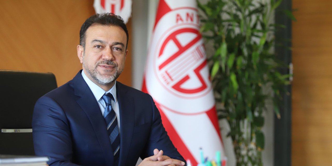 Antalyaspor Başkanı Sabri Gülel Görevi Bırakıyor