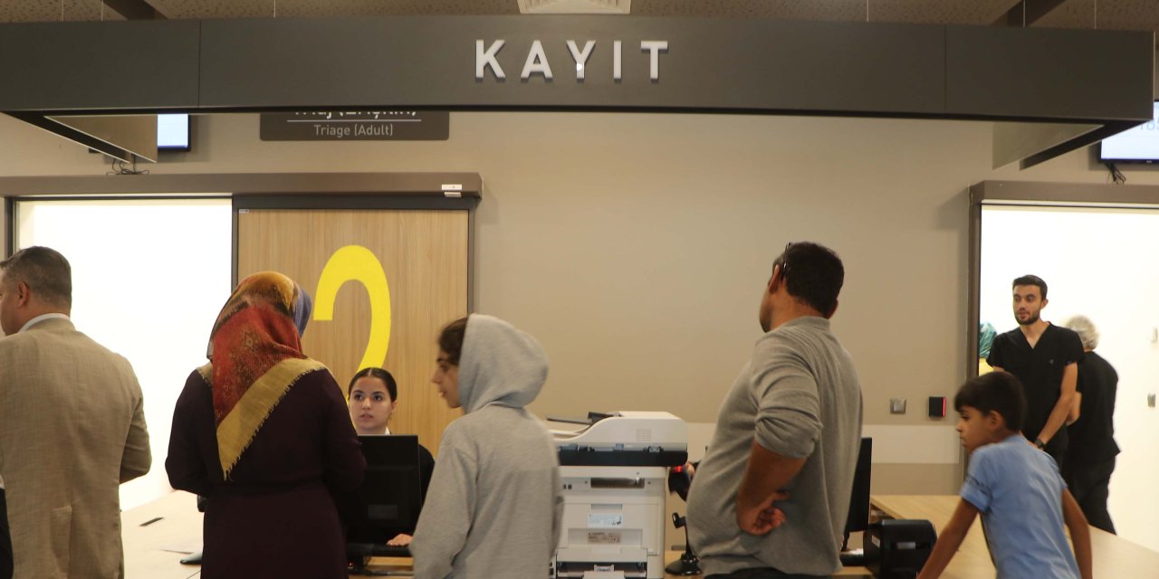 1875 Yataklı Gaziantep Şehir Hastanesi'nde Hasta Kabulü Başladı