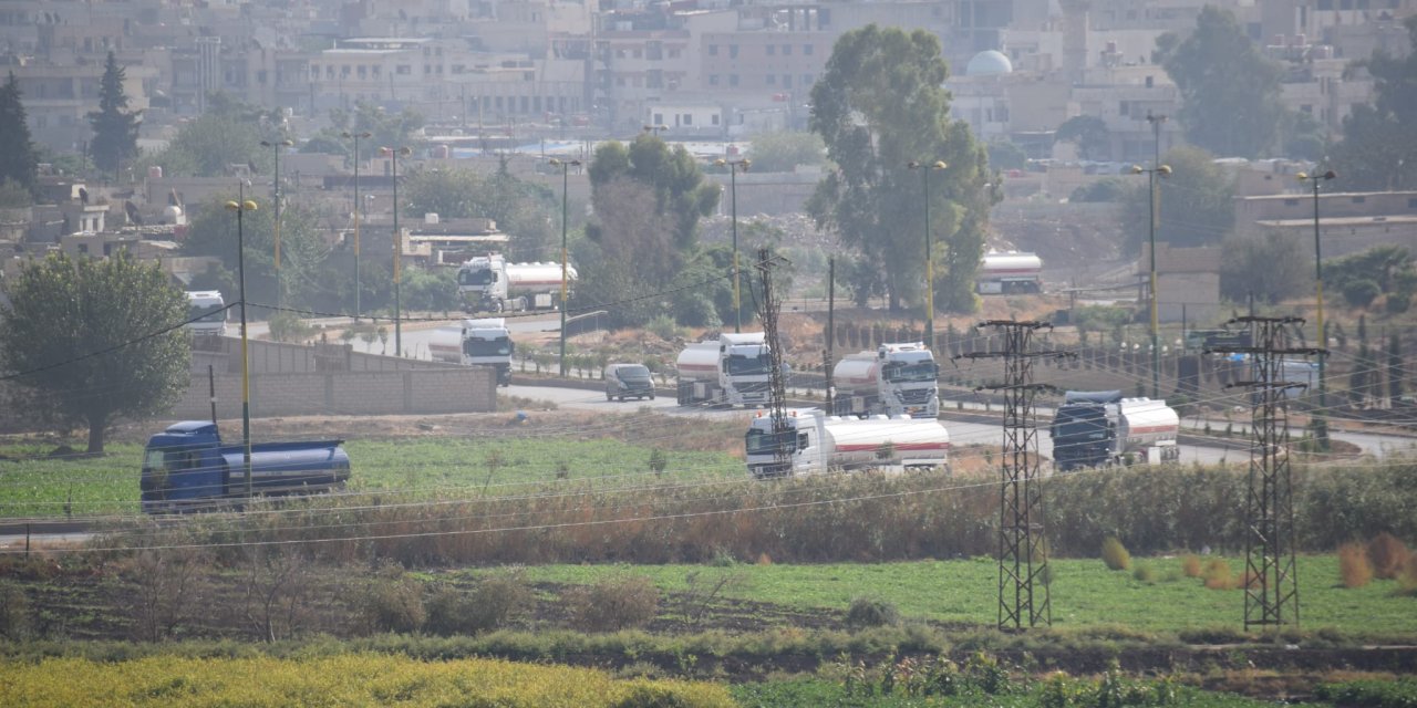 Suriye’de Vurulan Petrol Sahalarına Kamışlı'dan Tanker Ve Tır Sevkiyatı