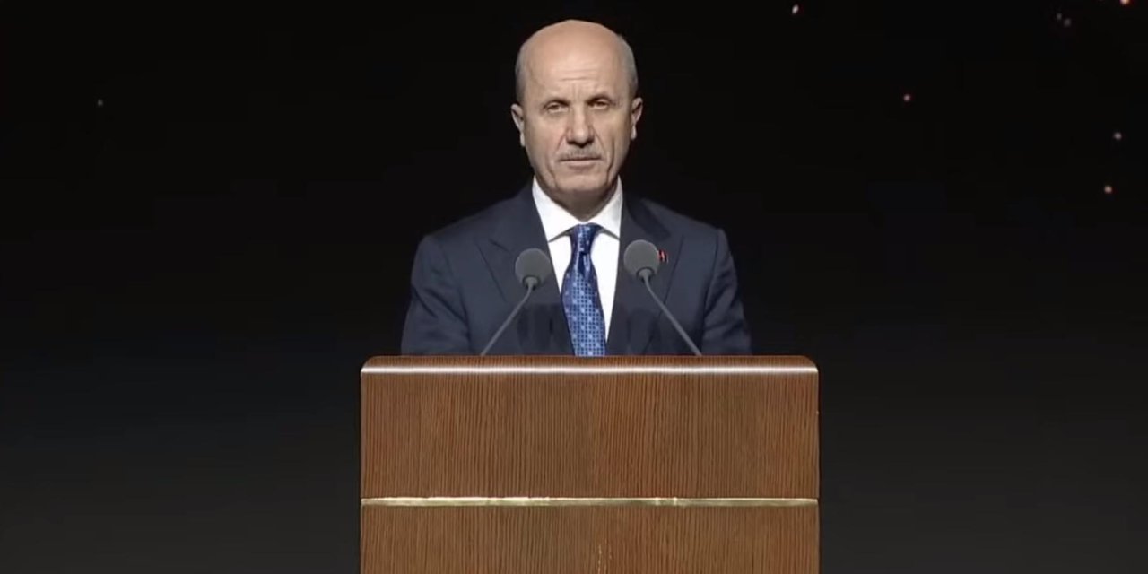 Özvar: Sivil Anayasa Çalışmalarında Yök'ün Kurumsal Yapısı Gözden Geçirilmeli