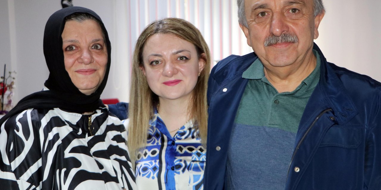 60 Yaşında Üniversiteli Oldu; Aileden 3 Güzel Haber