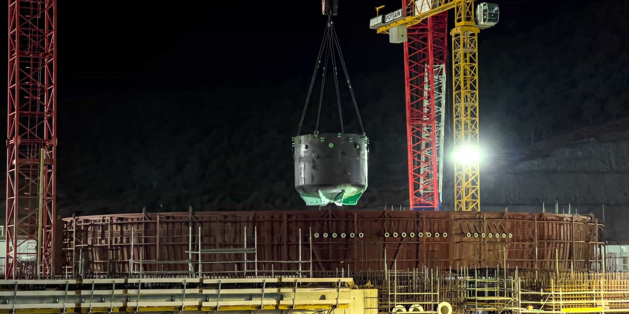 Akkuyu Ngs'nin 4'üncü Ünitesinde Kor Tutucunun Kurulumu Tamamlandı