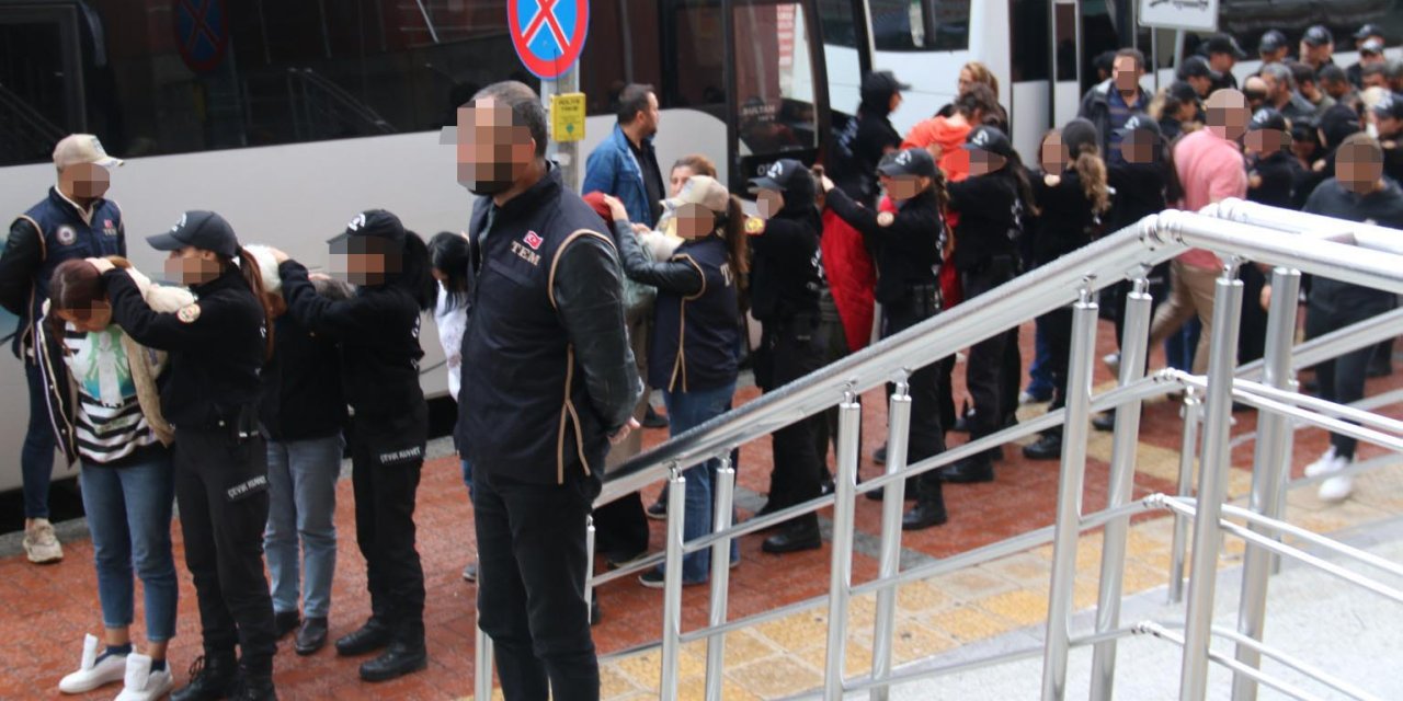 'pkk Cezaevi Dış Koordinasyon Yapılanması'na Operasyonda 32 Şüpheli Serbest