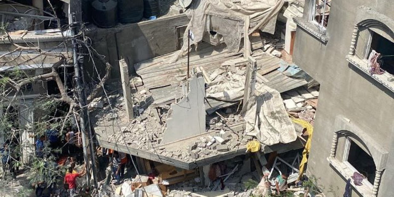 Gazze’de Yıkımı Gösteren Kareler